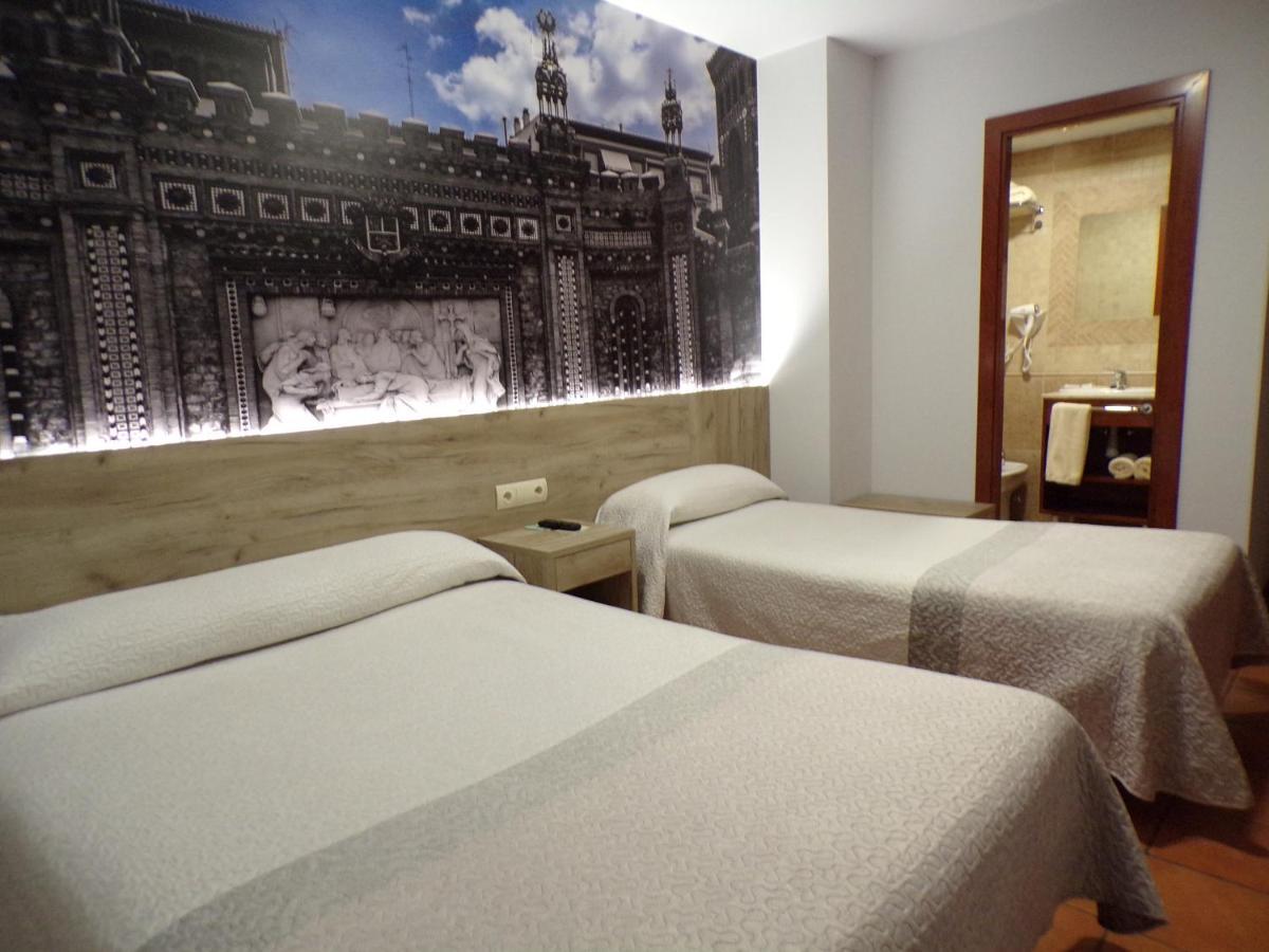 טרואל Hostal Serruchi מראה חיצוני תמונה