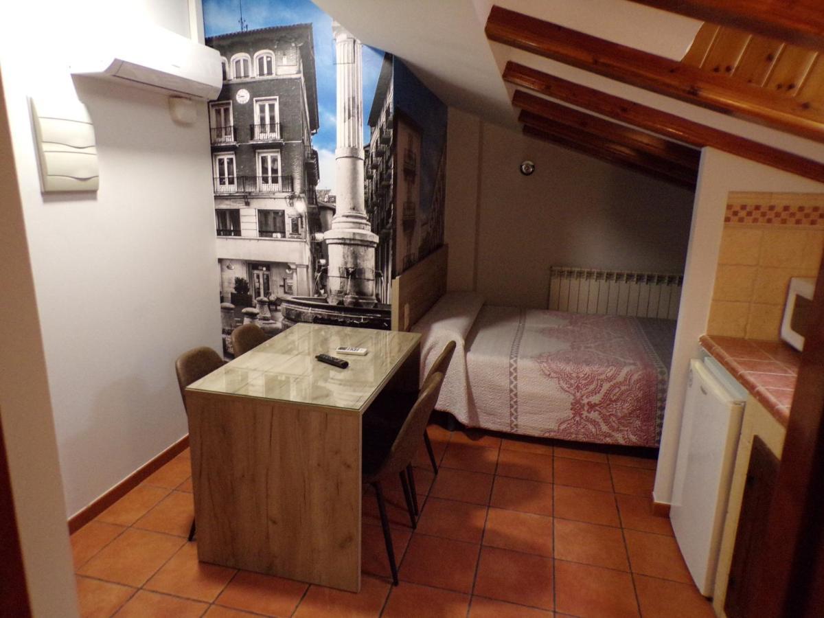 טרואל Hostal Serruchi מראה חיצוני תמונה