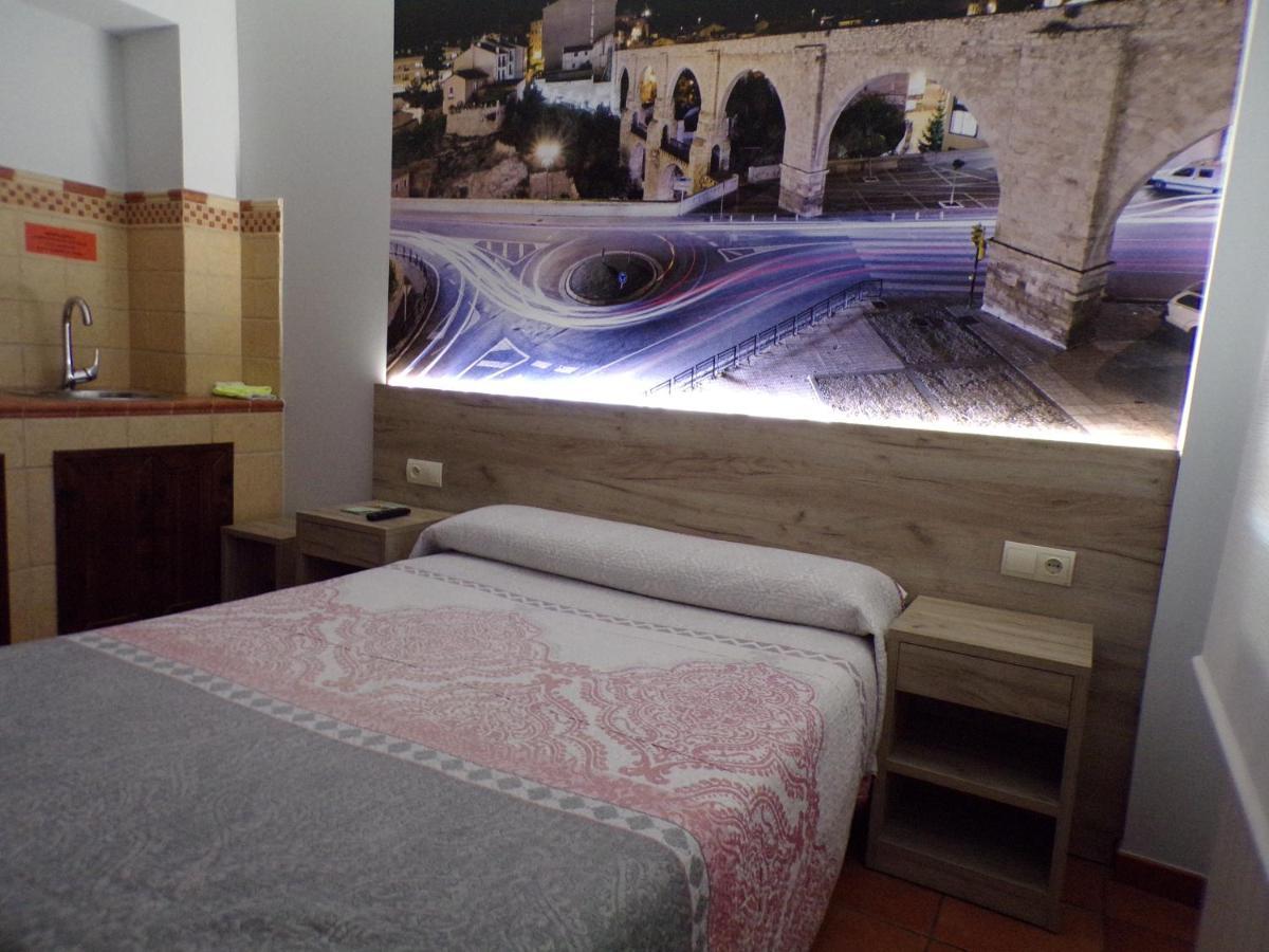טרואל Hostal Serruchi מראה חיצוני תמונה