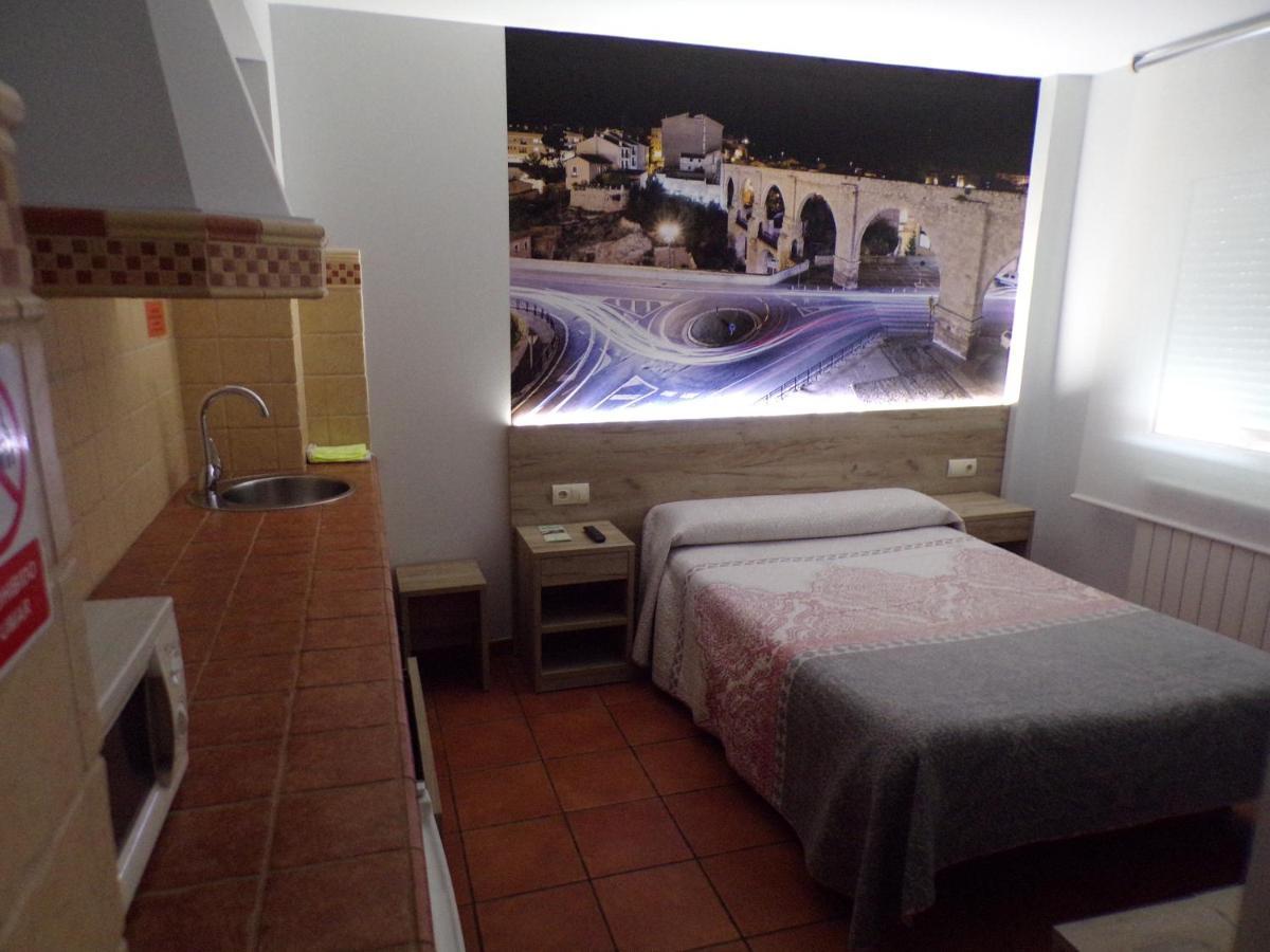 טרואל Hostal Serruchi מראה חיצוני תמונה