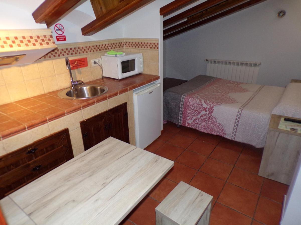 טרואל Hostal Serruchi מראה חיצוני תמונה