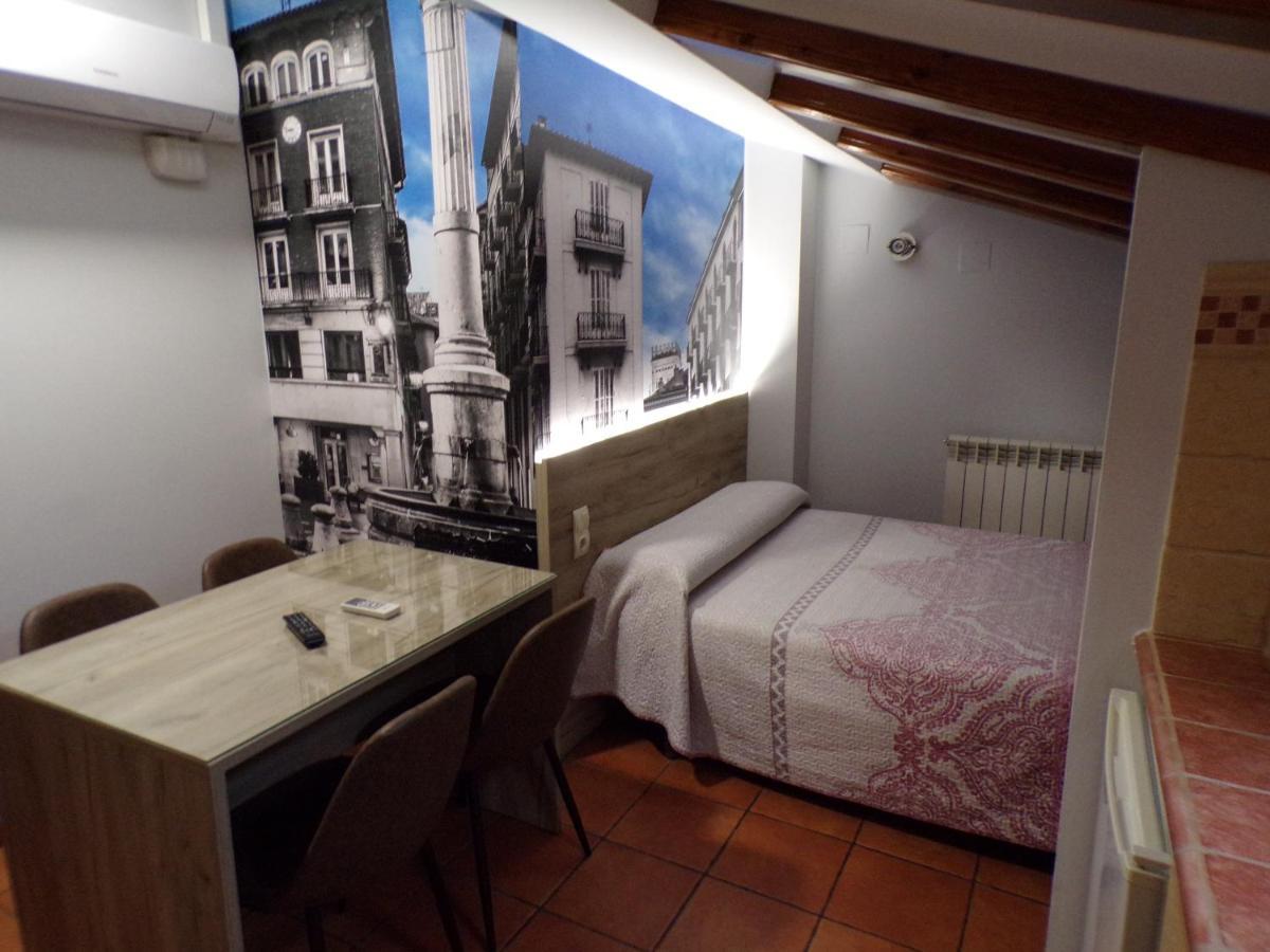 טרואל Hostal Serruchi מראה חיצוני תמונה